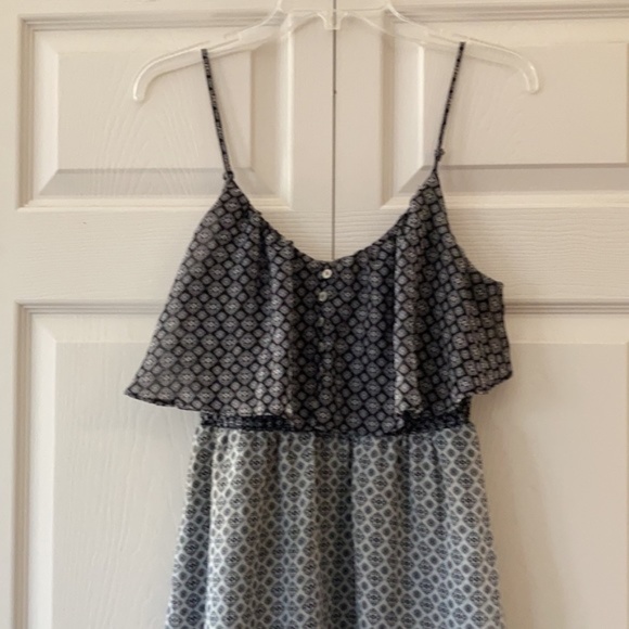 Xhilaration Dress - Picture 3 of 7